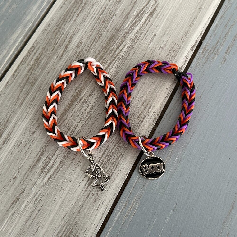 NEW Set of 2 Halloween Krazy Loom Bracelets w Charms Skeleton & "Boo" Cute!